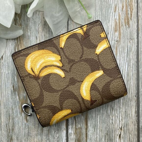 COACH Limited Edition Snap Wallet Signature Canvas With Banana Print Purse Bag - Picture 5 of 7